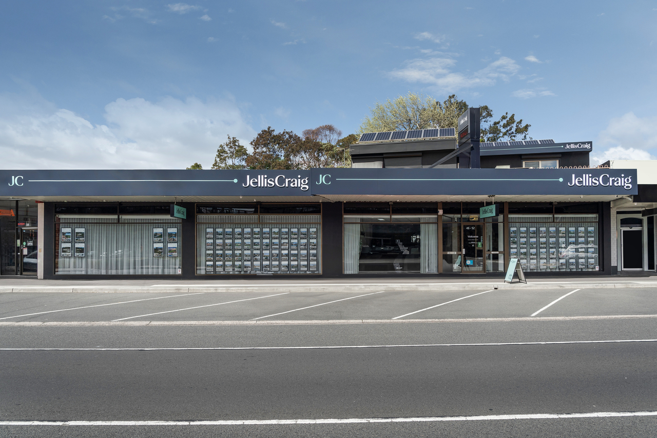 Jellis Craig Mooroolbark image