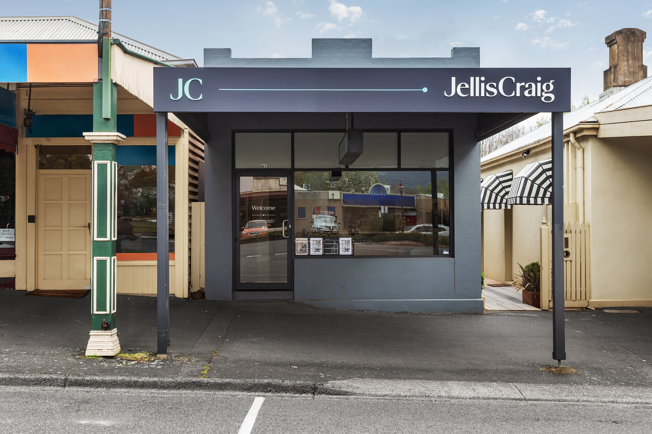 Jellis Craig Woodend image