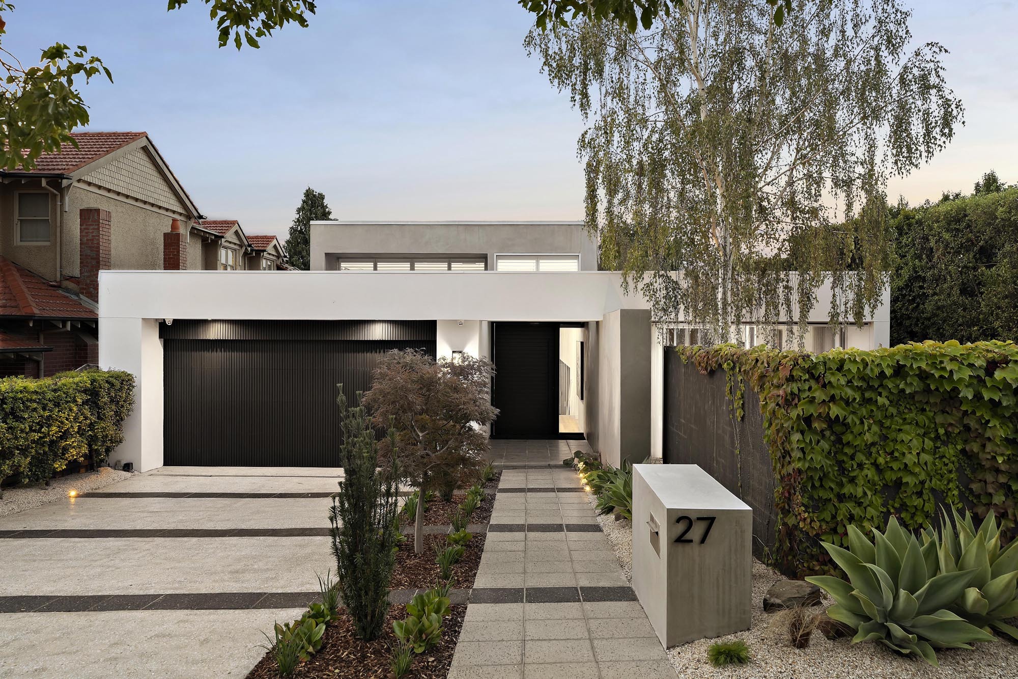 27 Hesleden Street Essendon