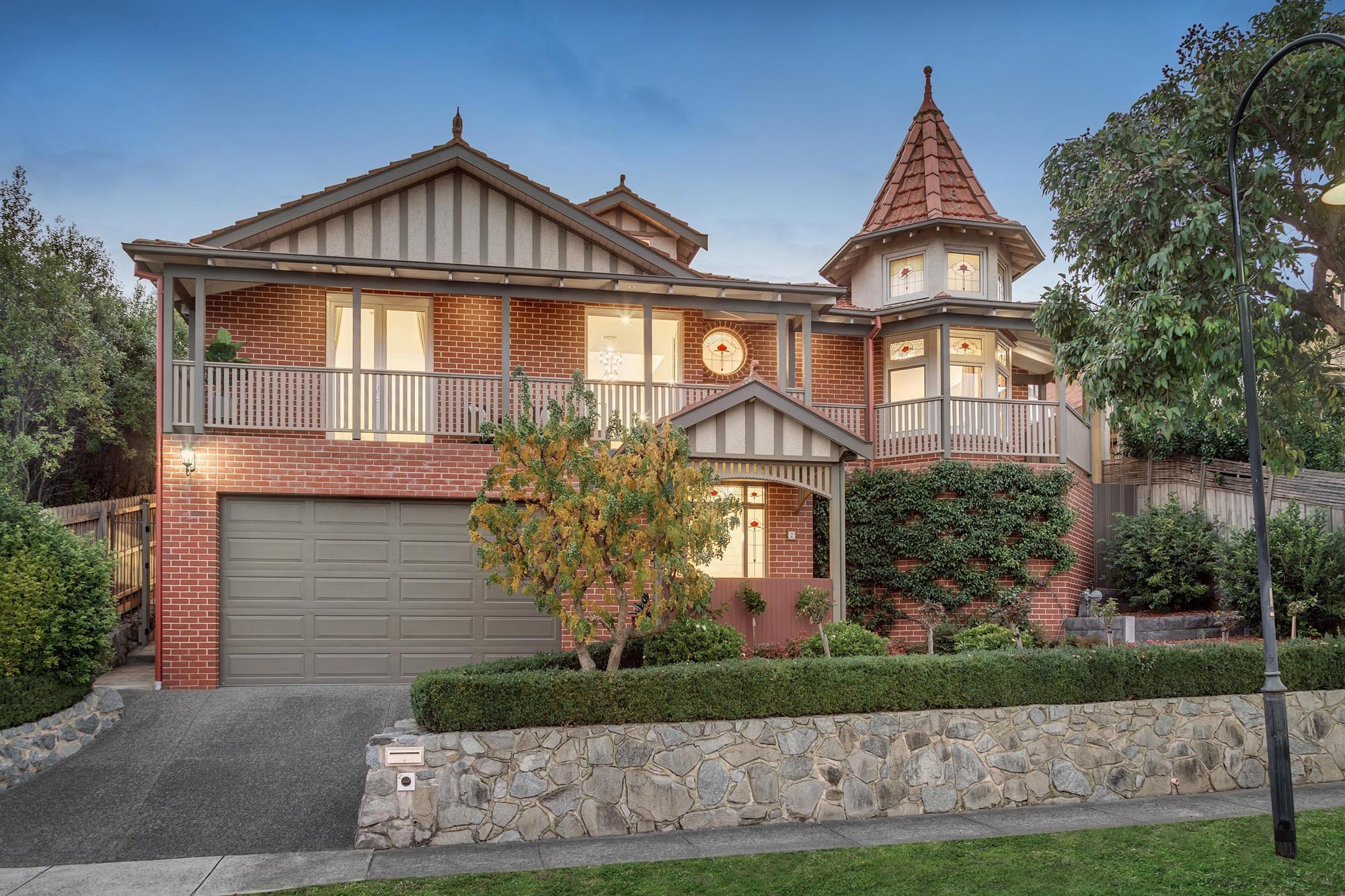 2 Lockens Avenue Glen Waverley 001crop original 1