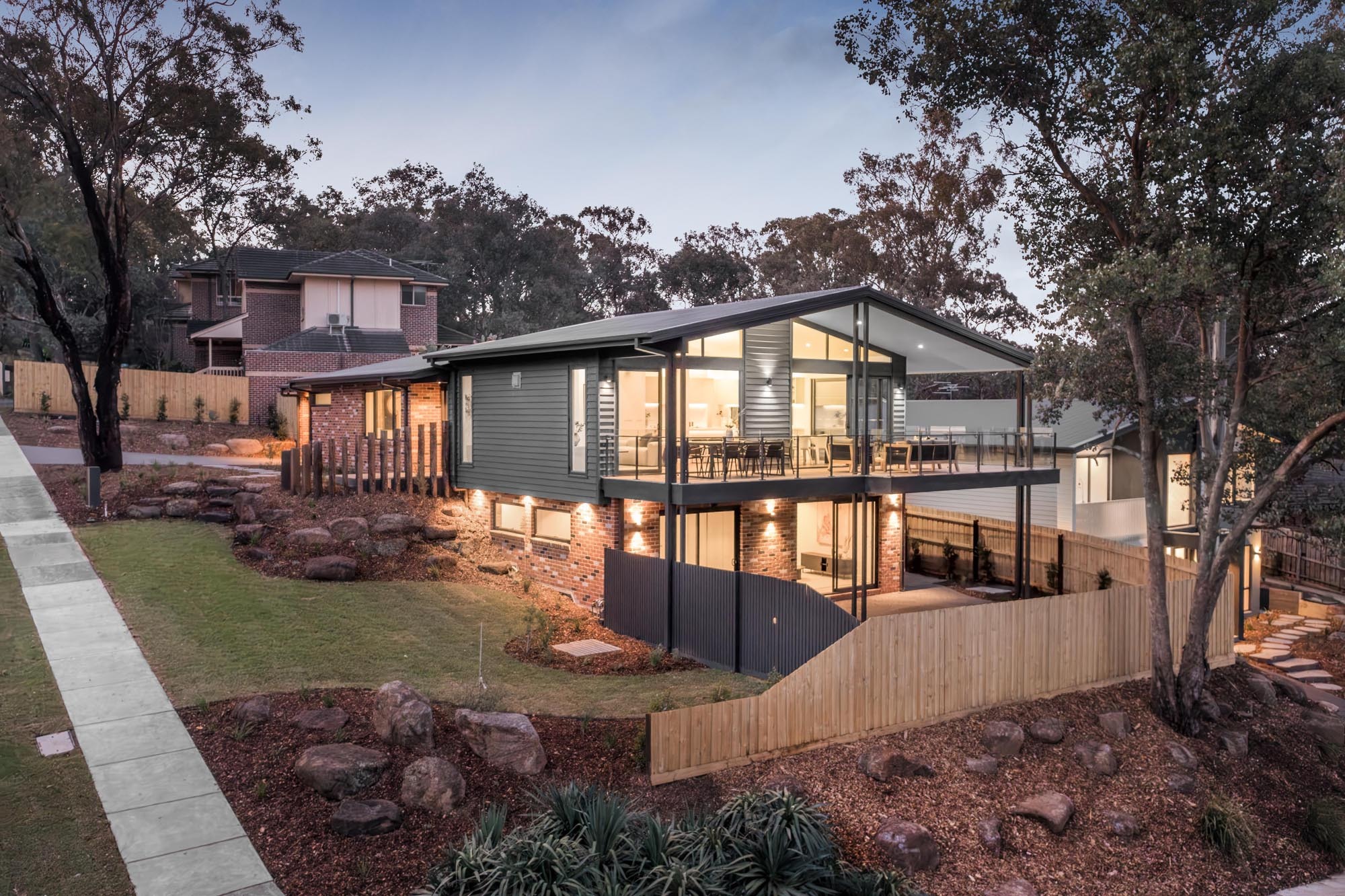 42 and 44 Greenwood Street Briar Hill 042